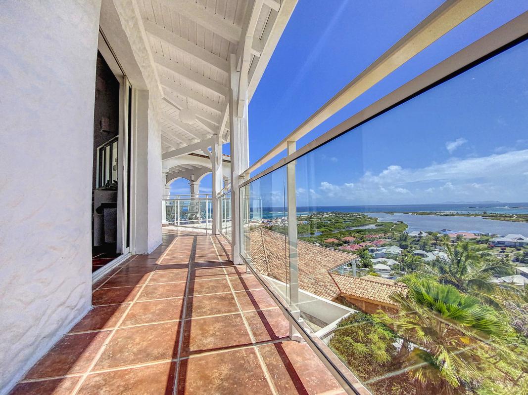 Location villa 6 personnes Orient Bay Saint Martin-balcon-8
